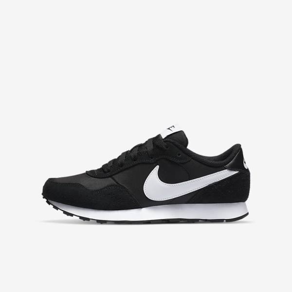 Kids\' Nike MD Valiant Older Sneakers Black / White | NK560YQM