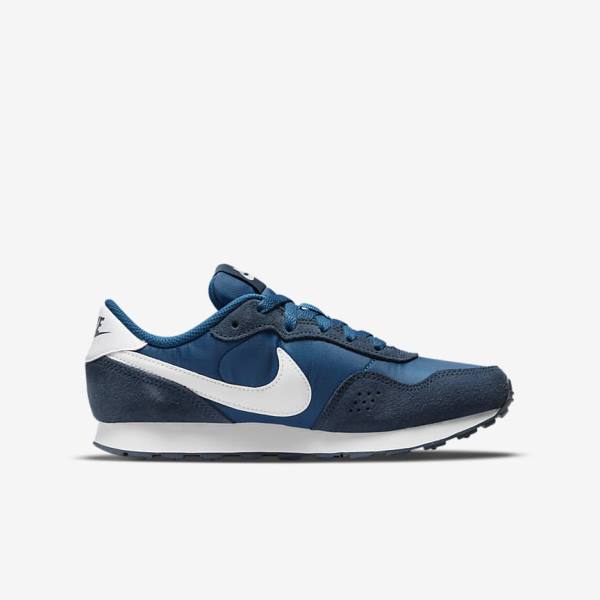 Kids' Nike MD Valiant Older Sneakers Navy / White | NK952PDM