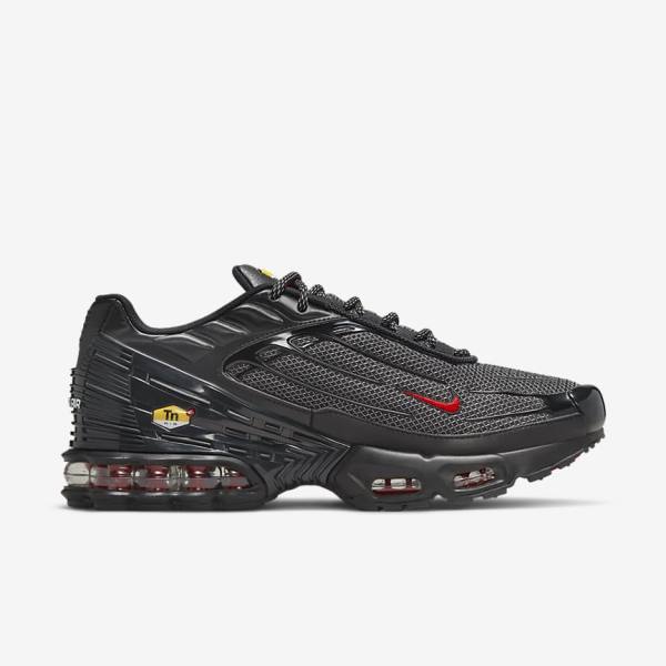 Men's Nike Air Max Plus 3 Sneakers Black / Silver / Red | NK572YJM