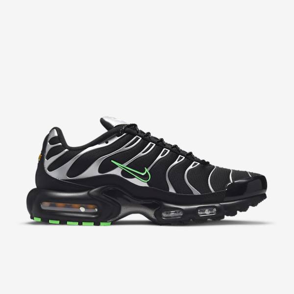 Men's Nike Air Max Plus Sneakers Black / Green / Metal Silver / Black | NK071JZO