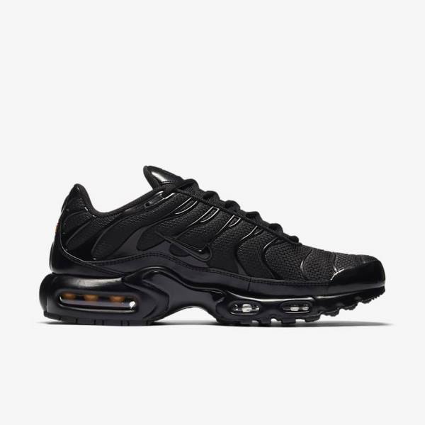 Men's Nike Air Max Plus Sneakers Black | NK369NFD