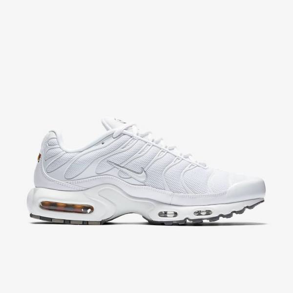 Men's Nike Air Max Plus Sneakers White / Black / Grey / White | NK082YOH