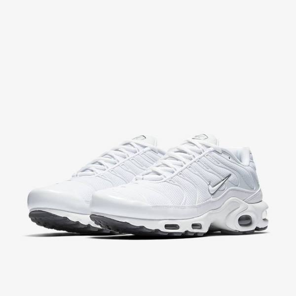 Men's Nike Air Max Plus Sneakers White / Black / Grey / White | NK082YOH