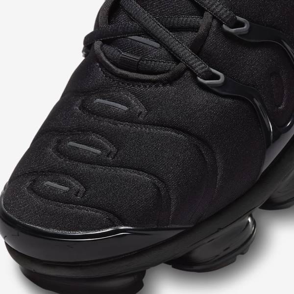 Men's Nike Air VaporMax Plus Sneakers Black / White | NK732ZBK