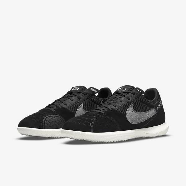 Men's Nike Streetgato Football Shoes Black / White | NK314DIX