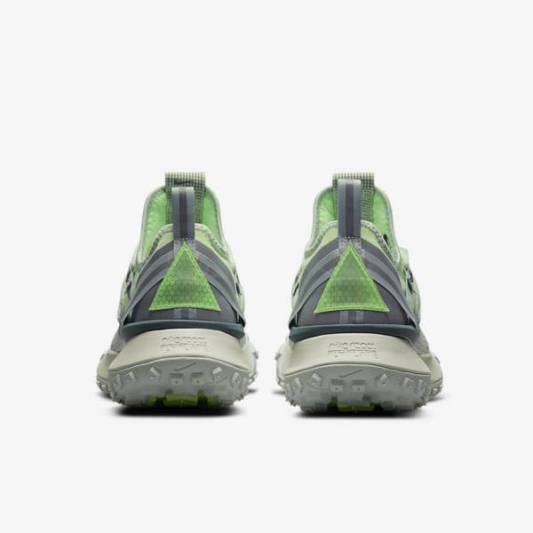 Women's Nike ACG Mountain Fly Low Sneakers Grey / Green | NK409BKP