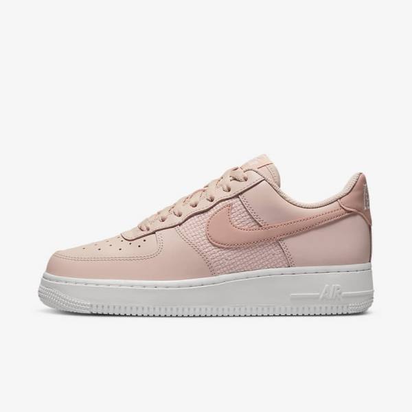 Women\'s Nike Air Force 1 07 ESS Sneakers Pink / White / Rose | NK789ERD