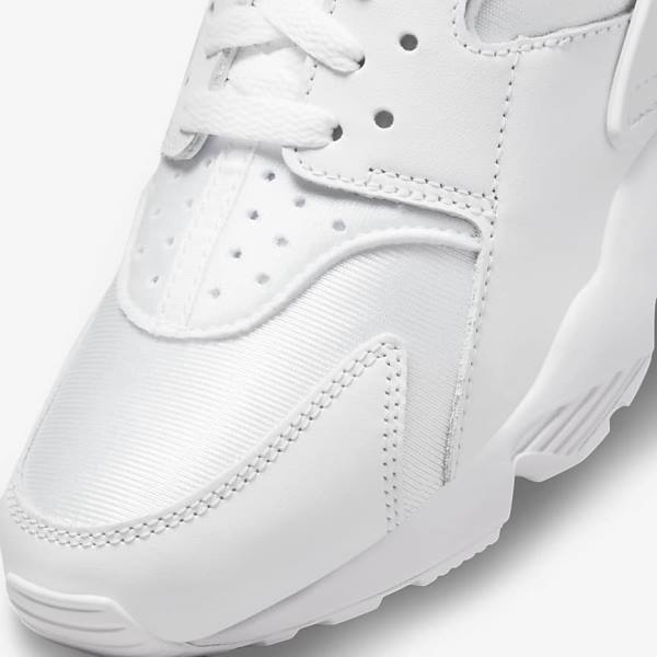 Women's Nike Air Huarache Sneakers White / Platinum | NK153QXY