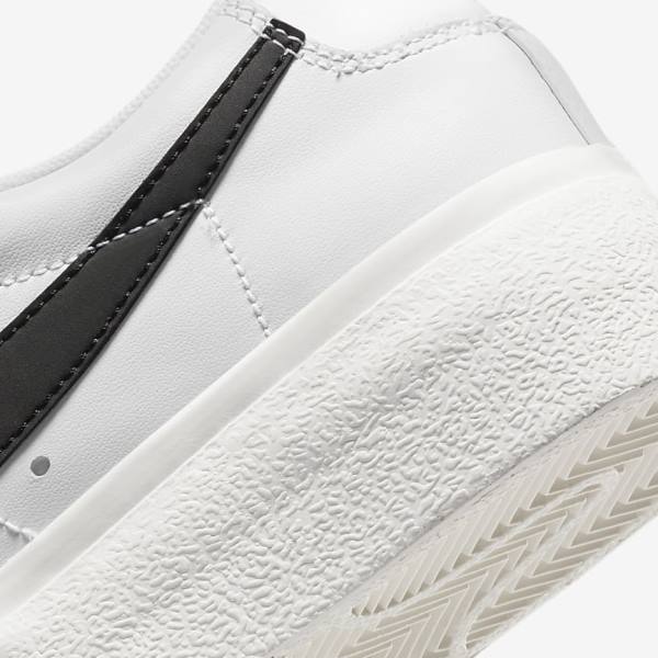 Women's Nike Blazer Low Platform Sneakers White | NK480RHC