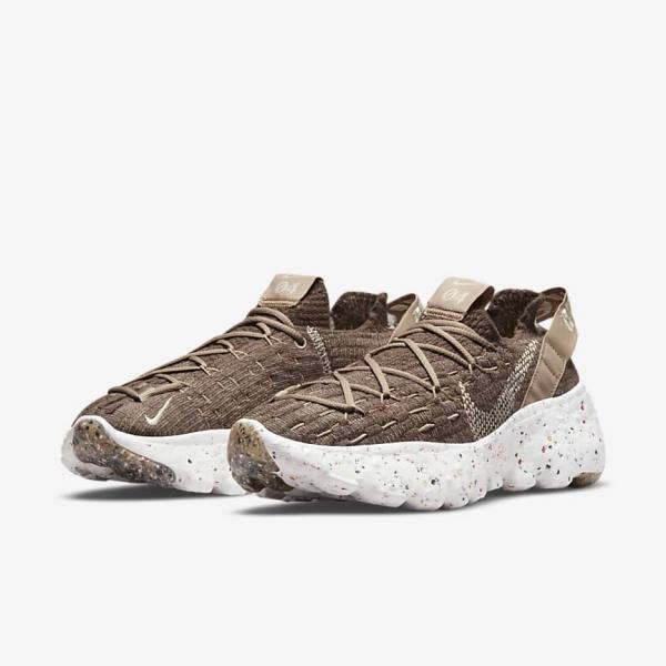 Women's Nike Space Hippie 04 Sneakers Brown / White | NK620KQP