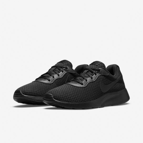 Women's Nike Tanjun Sneakers Black | NK531VQJ