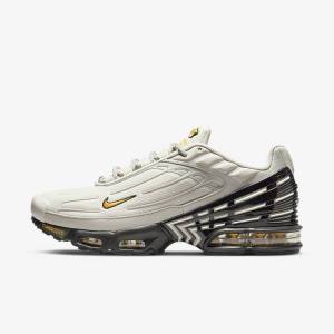 Men's Nike Air Max Plus 3 Sneakers Light Beige / Black / Silver / Gold | NK786DHG